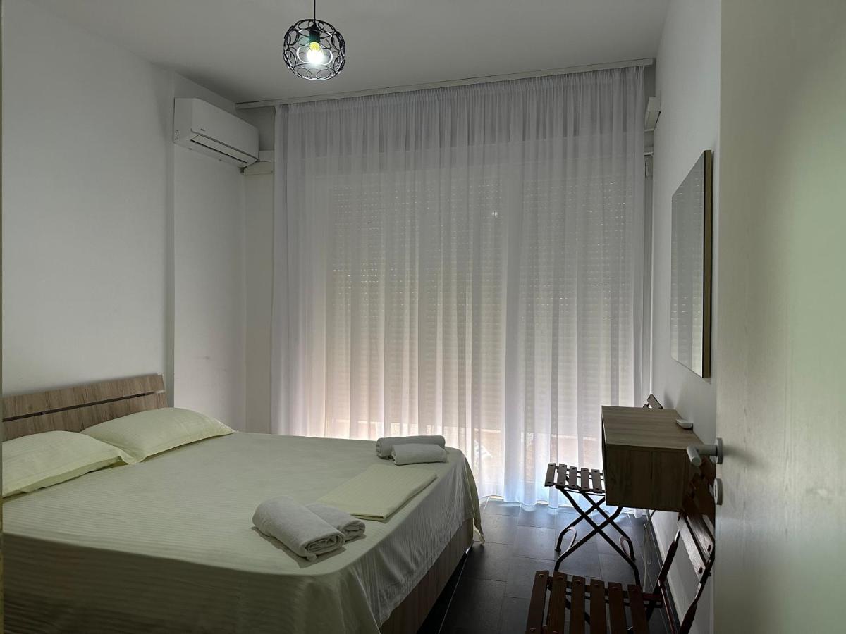 Apartament Eme - Kompleksi Lura 2 Gjiri I Lalzit