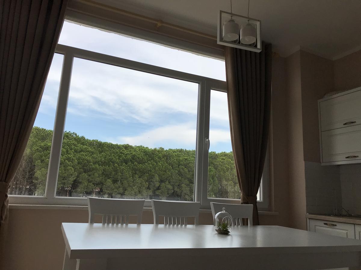 Eme - Kompleksi Lura 2 Gjiri I Lalzit Apartament Durrës